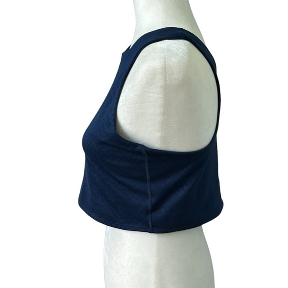 Athleta Conscious Crop Embossed Sports Bra Navy Blue Size Large - Picture 3 of 15